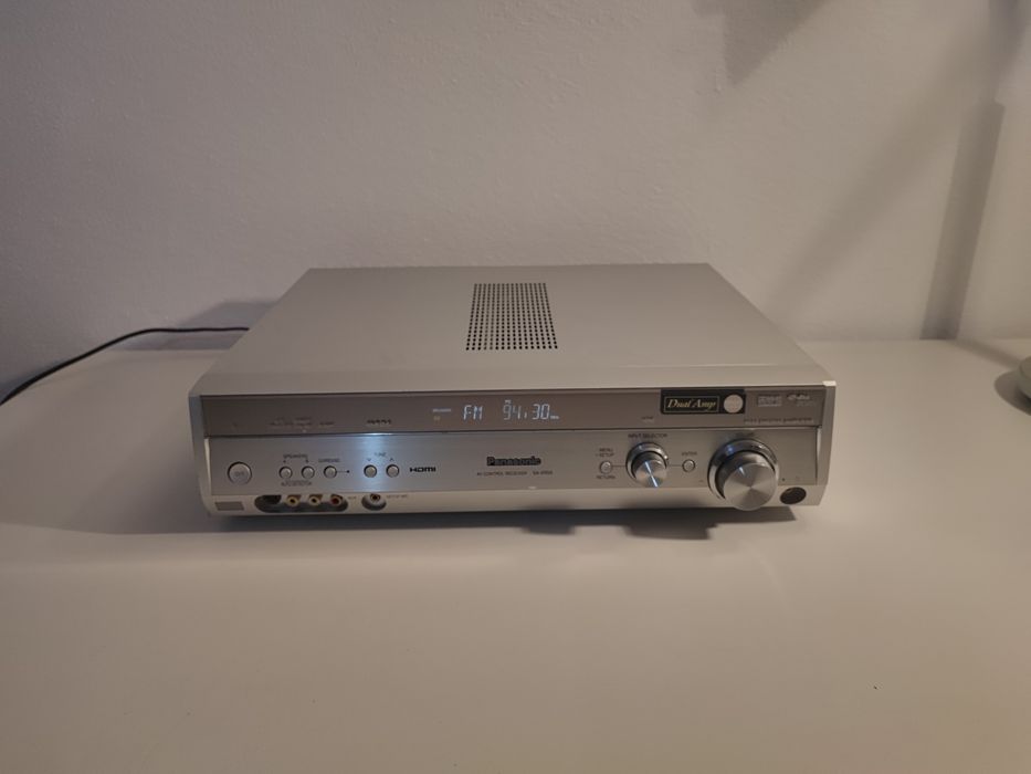 Amplificator Panasonic SA XR59 statie 9 iesiri amplituner optical hdmi