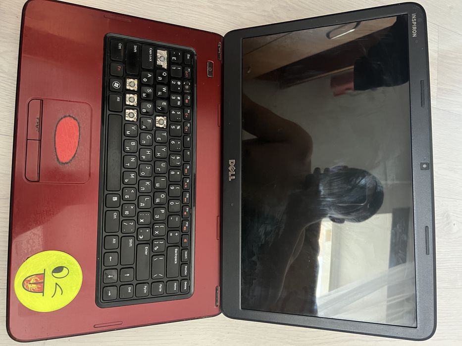 Продам ноутбук на запчасти