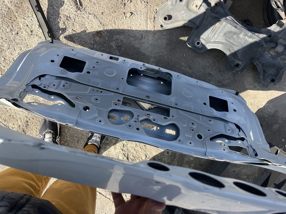 Багажник/капак Toyota Rav 4 2019- 2бр