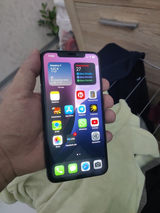 iPhone XS MAX 64gb Black в идеале