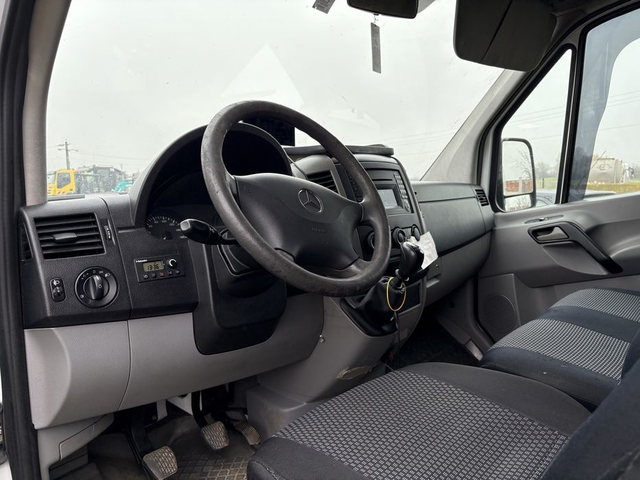 Mercedes Benz Sprinter