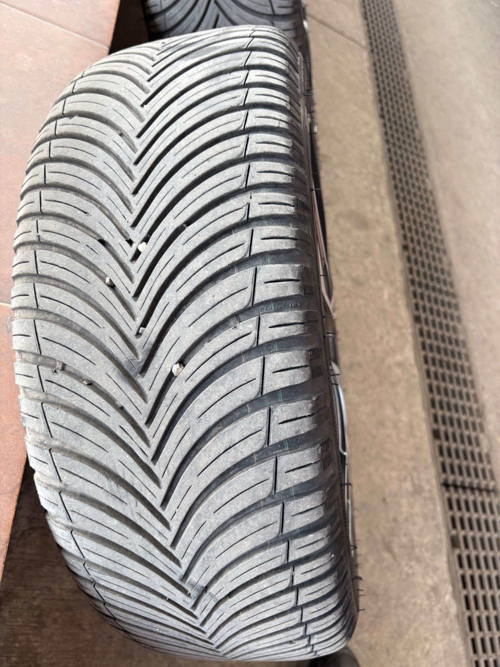 Джанти 5х112 - 17 цола със зимни гуми 225/45/17 Bridgestone и Kleber