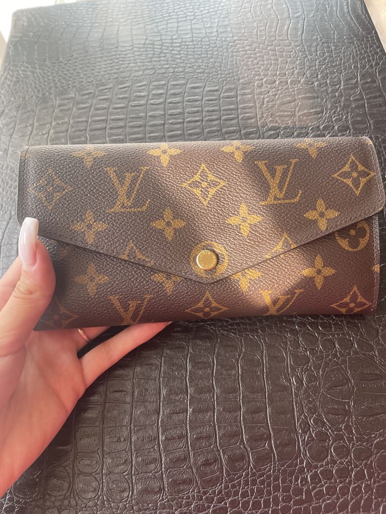 Портмоне на Louis Vuitton