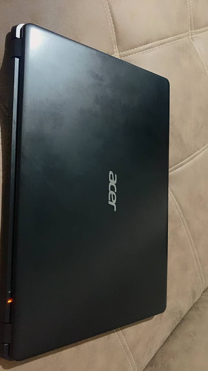 Noutbook Acer core i3