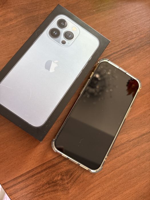 Продам СРОЧНО Iphone 13 pro