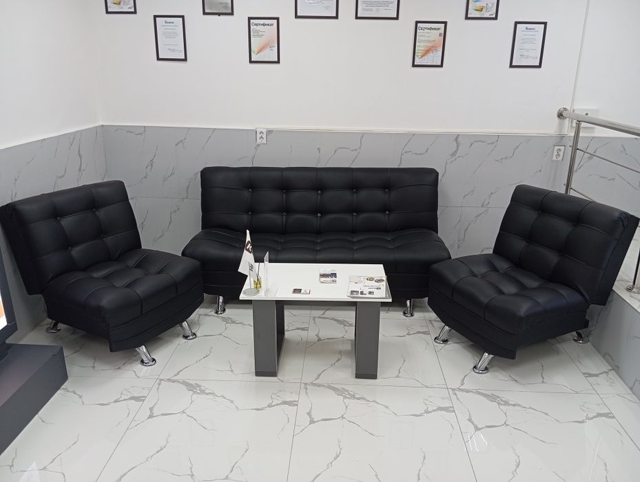 Диван с креслами