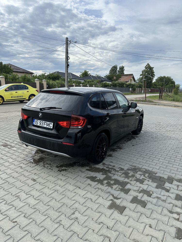 Bmw x1 18d xdrive 143cp manual 2011
