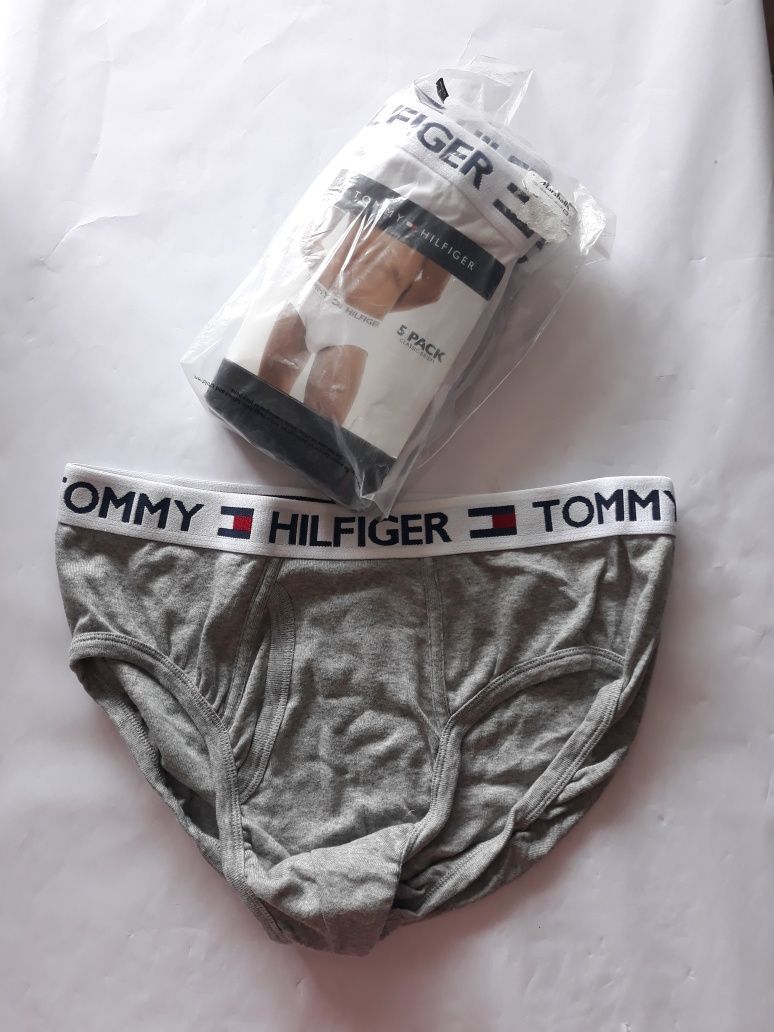 Chiloți Tommy Hilfiger nr L originali