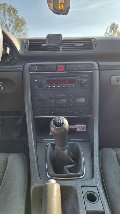 Audi A4, 2004, 131CP