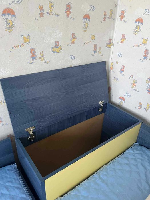 Продавам детско обзавеждане