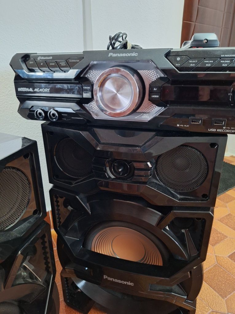 Sistem audio Panasonic karaoke model SC-MAX3500