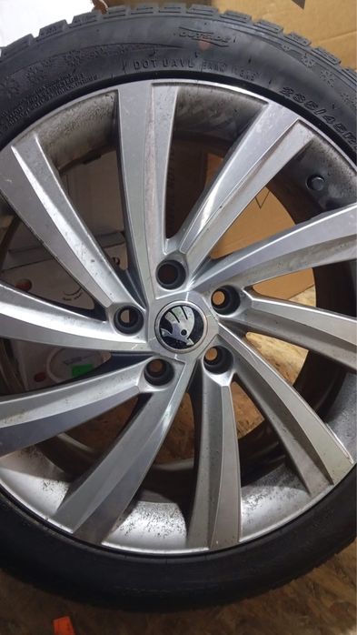 Jante originale Skoda R18