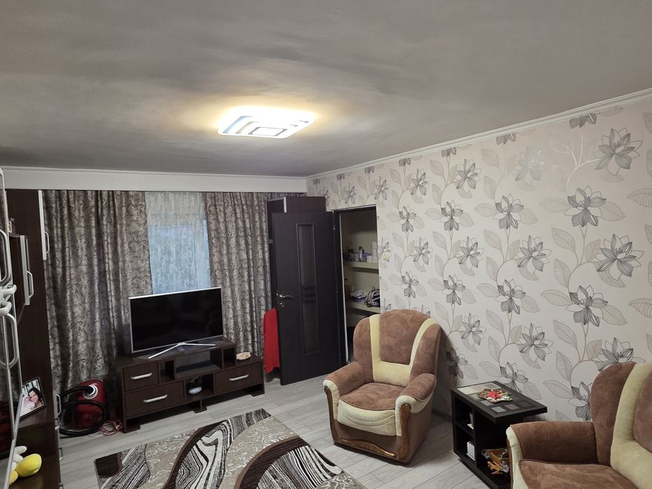 Apartament 2 camere Confort 1 Decomandat Rolast
