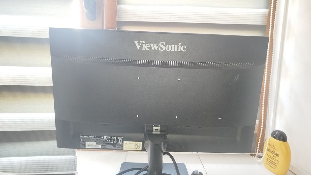 Monitor +un cadou