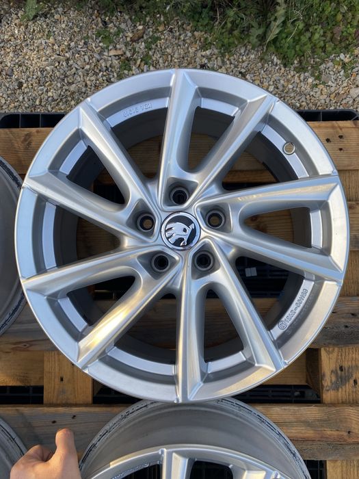 17 цола 5 х 112 мм Мерцедес , Ауди , Шкода , Фолксваген , VW