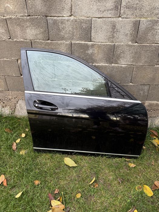 Предна дясна врата - Mercedes C(w204)