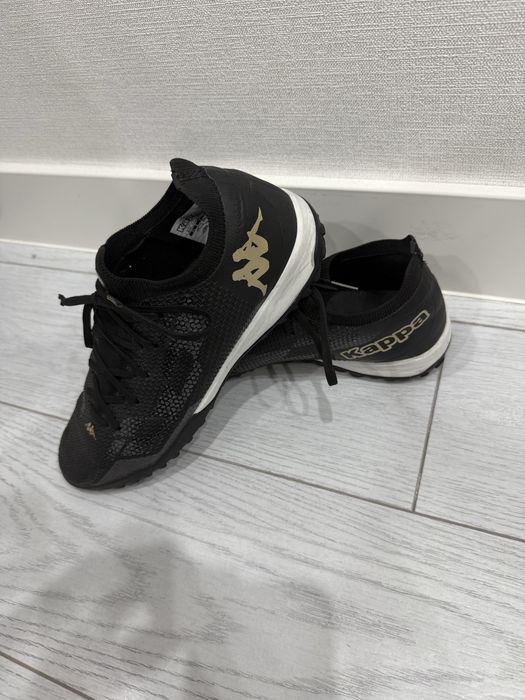 Кроссовки сороконожки