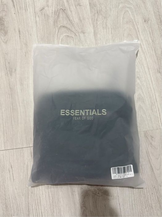 Pantaloni scurti essentials negri