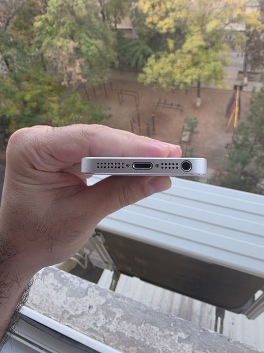 iPhone 5 16 Gb white