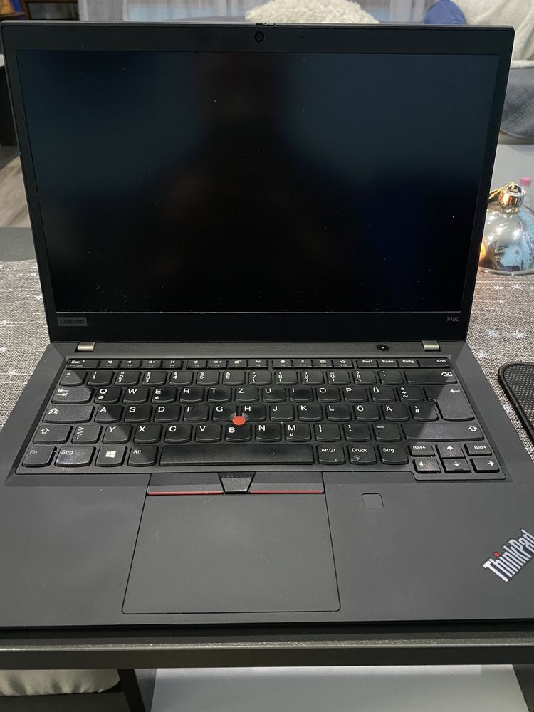 Lenovo Thinkpad T490