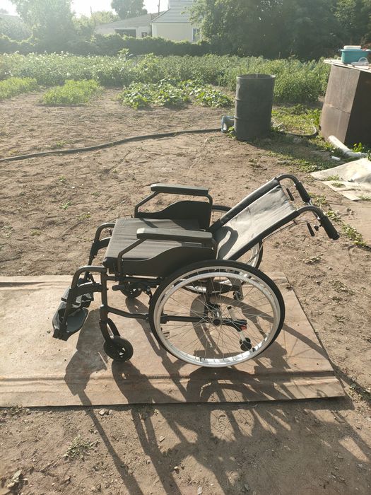 Инвалидная коляска