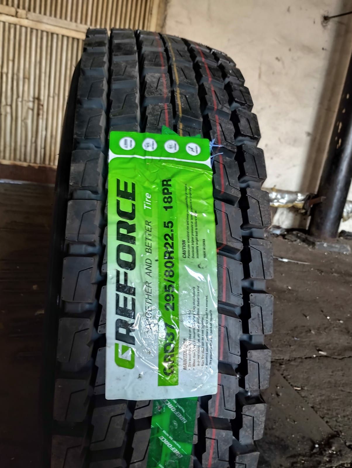 295/80R22,5 Руле. Веду. Унив. и.т