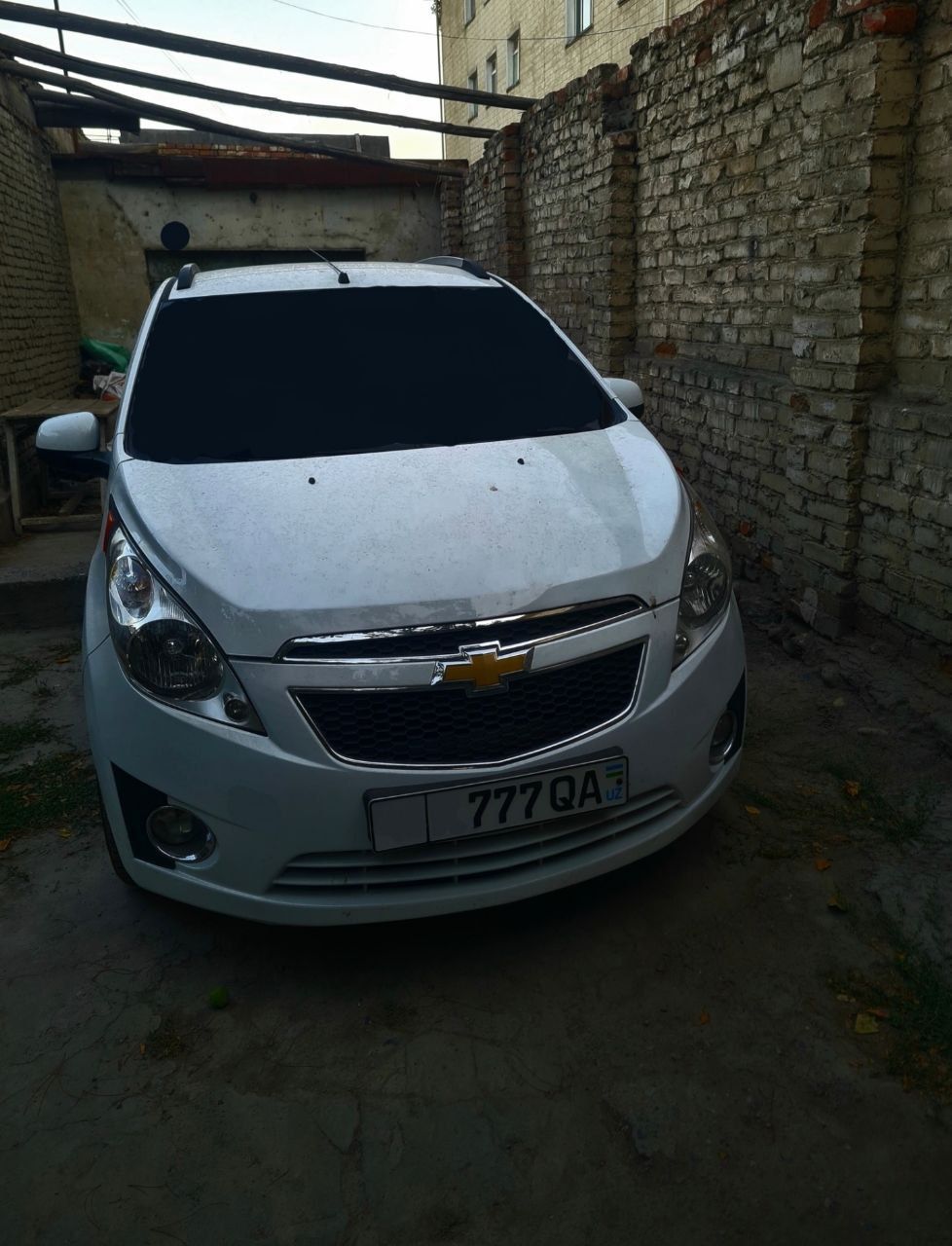 Spark sotiladi 11