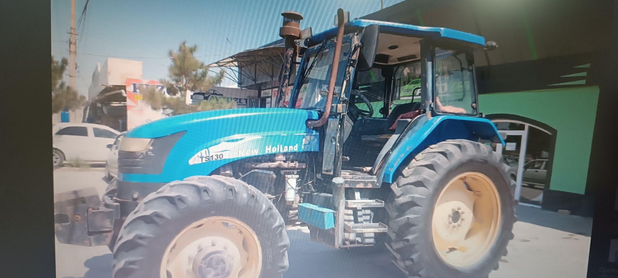 Traktor New Holland 130 sotiladi