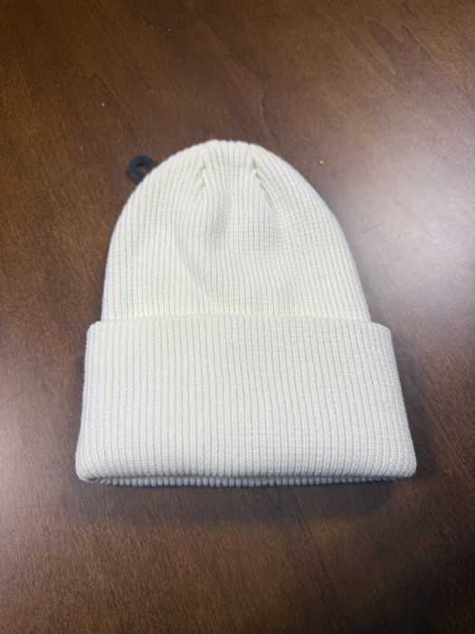 Caciula Fes Lacoste noua/new unisex