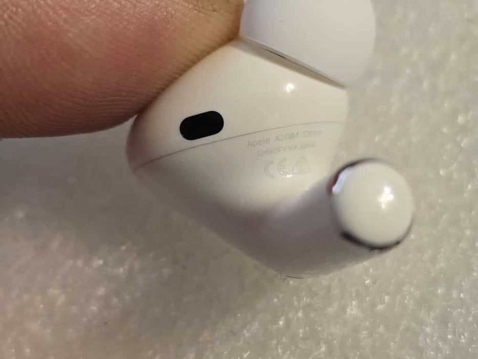 Casti Apple originale AirPods Pro (1st Generation) MagSafe Charging