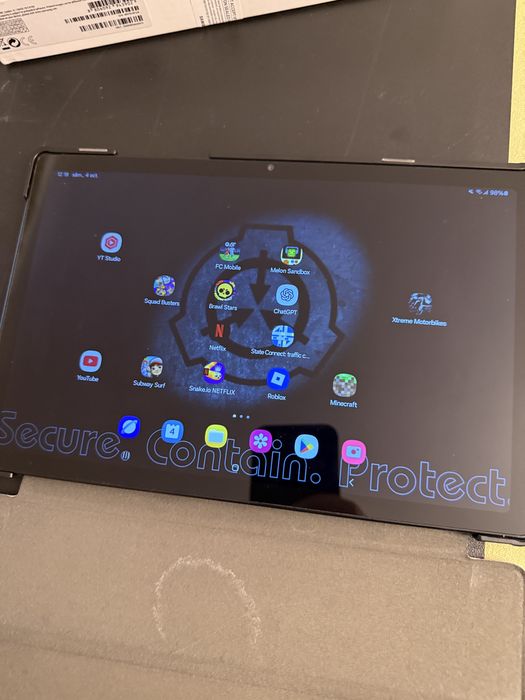 Vând tableta Samsung TAB A8