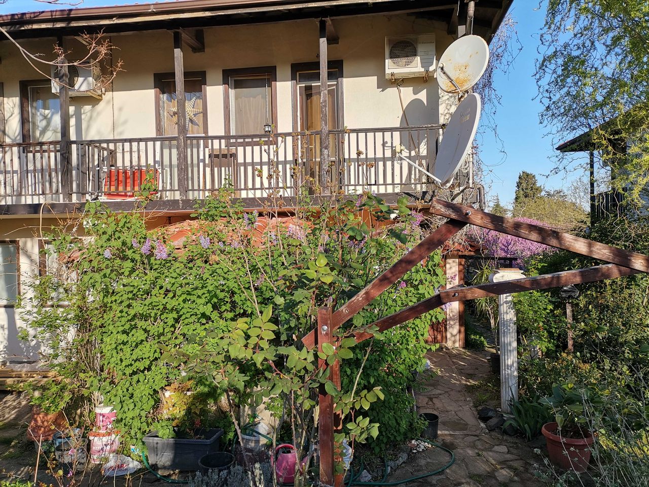 Дава се под наем Къща в Созопол - 320 кв.м за 1275 € - Снимка #2