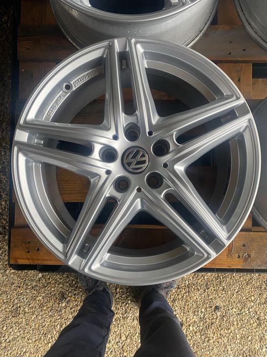 17 цола 5 х 112 мм Мерцедес , Ауди , Фолксваген , Шкода , Сеат