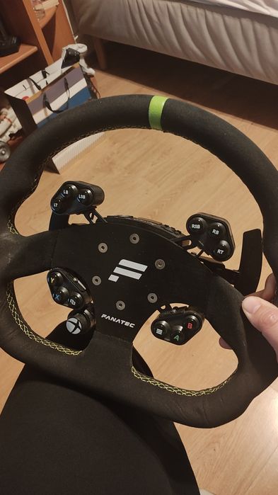 Volan Fanatec GT Alcantara + Universal hub V2 QR1 metal