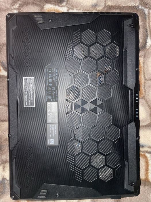 Vand laptop Asus Tuf A15 2023 pentru piese