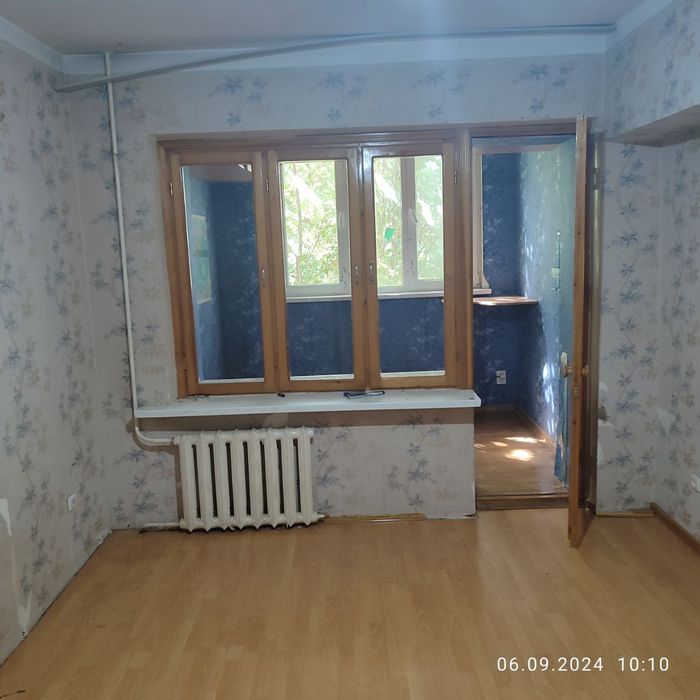 Юнусобод-4 Универсам бозорга Якин 2 хонали гиштли Уй пустой холатда