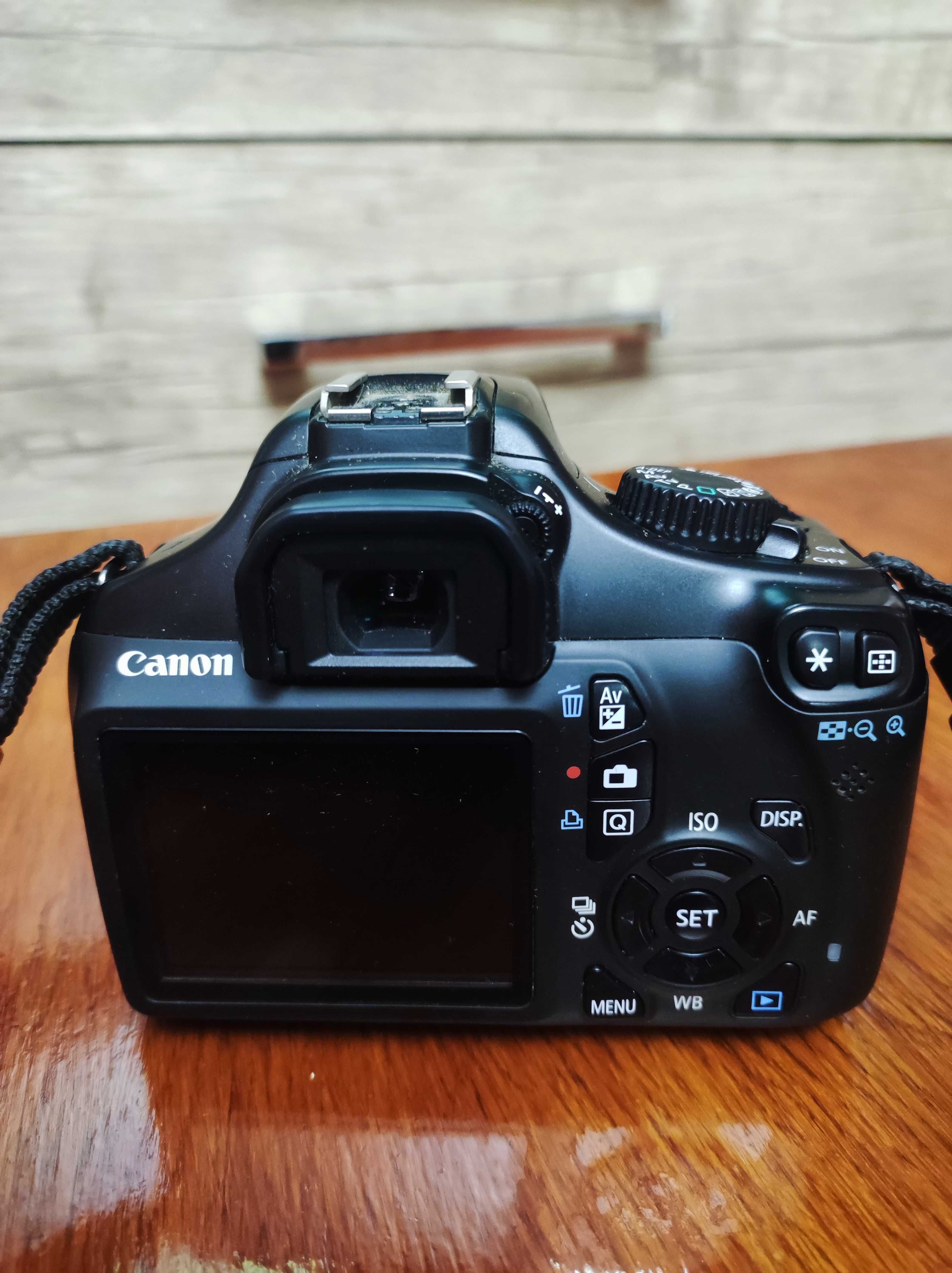 Canon EOS 1100D Kit 18-55 , Black