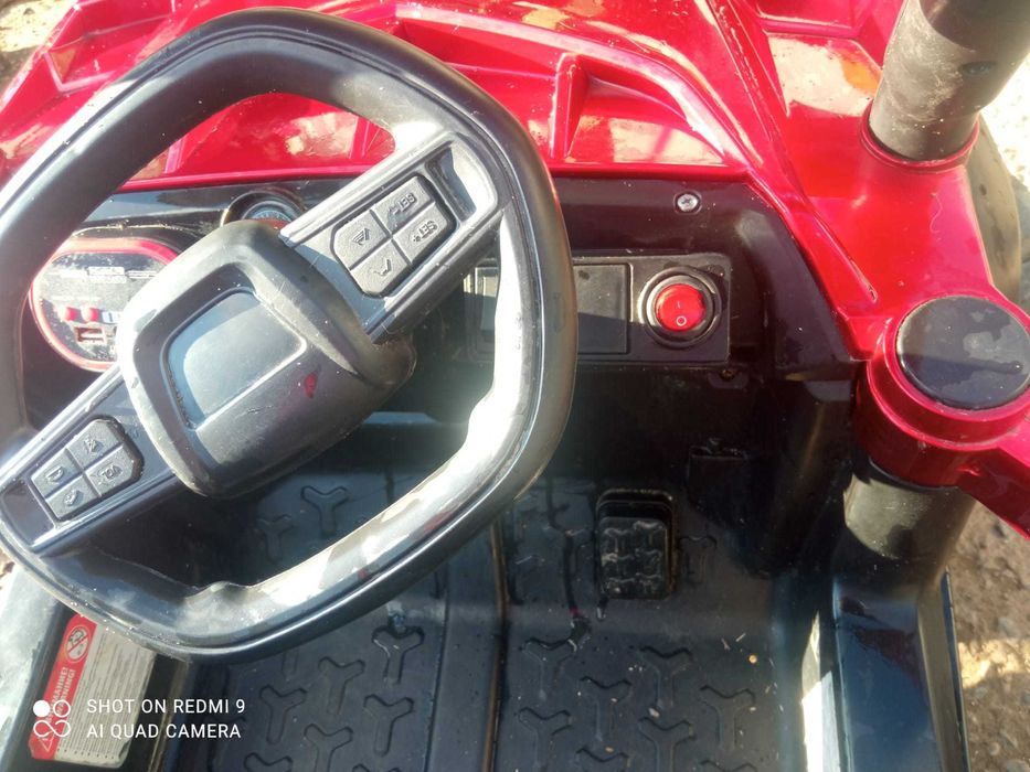 Mașinuță electrica pentru copii