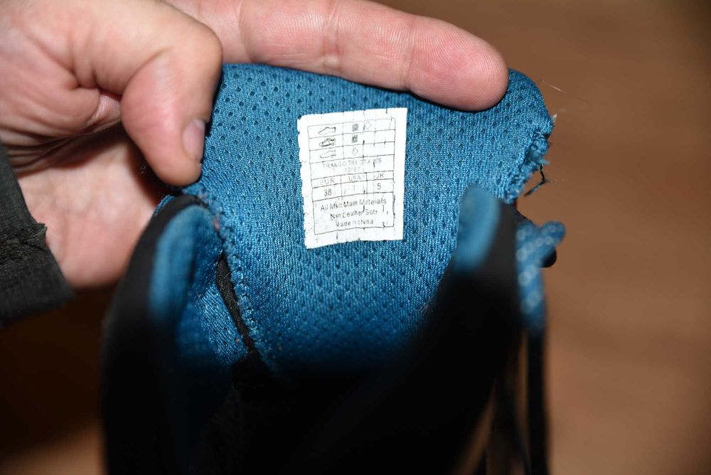 La Sportiva с Gore Tex мембрана и Vibram подметка, размер 38