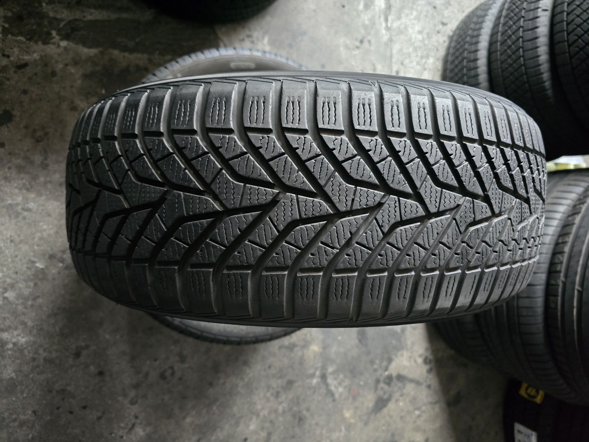 Yokohama 205/50 R17 93V MS iarnă