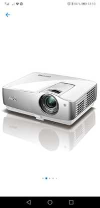 Vând videoproiector BenQ HomeCinema Full HD model W1100
