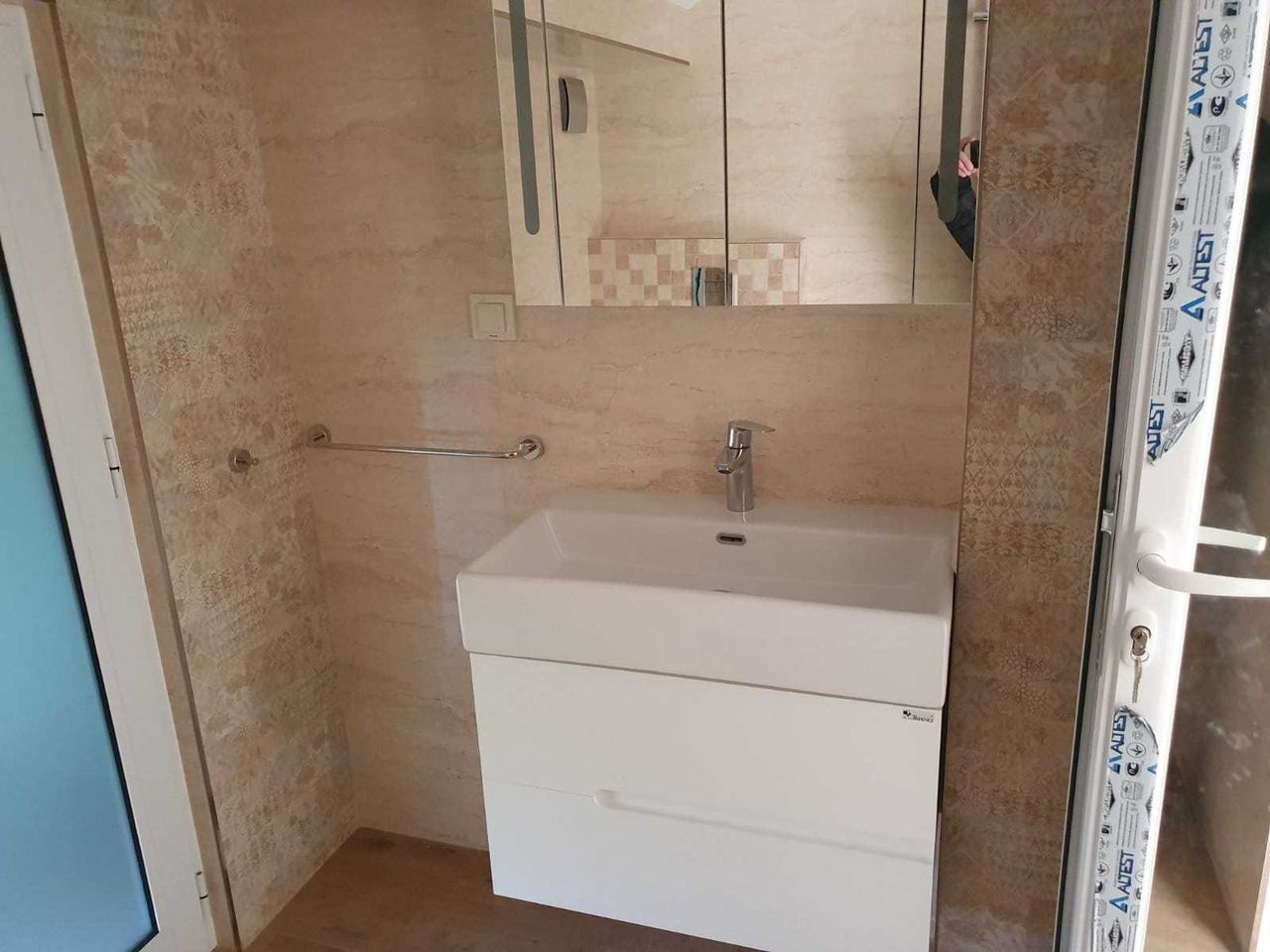 Продава се Къща в Казанлък - 100 кв.м за 689 €/кв.м - Снимка #9