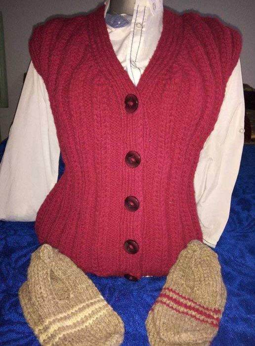 Вълнени чорапи от домашна вълна с тройна нишка на конеца 10 лв.