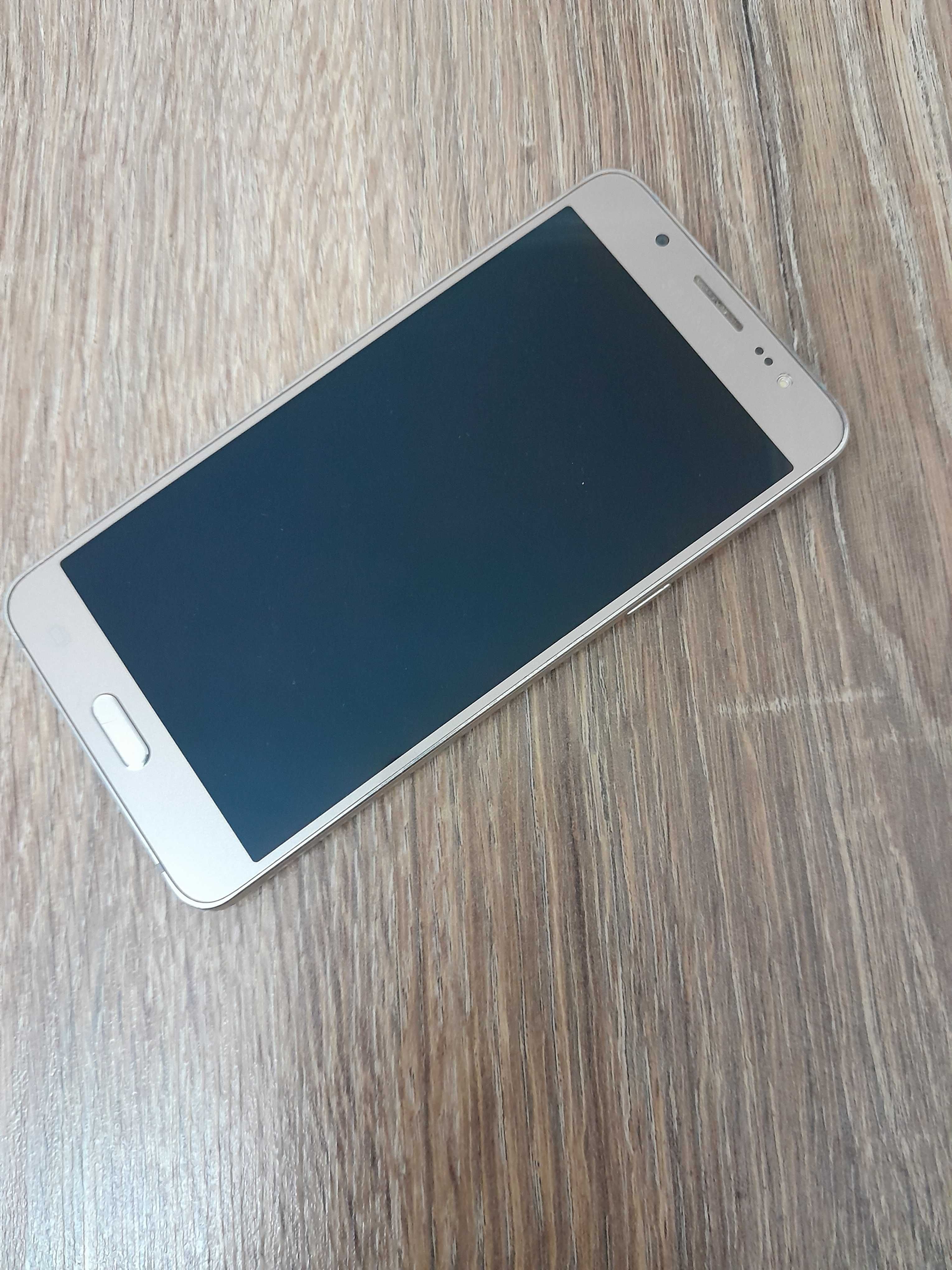Samsung galaxy j5