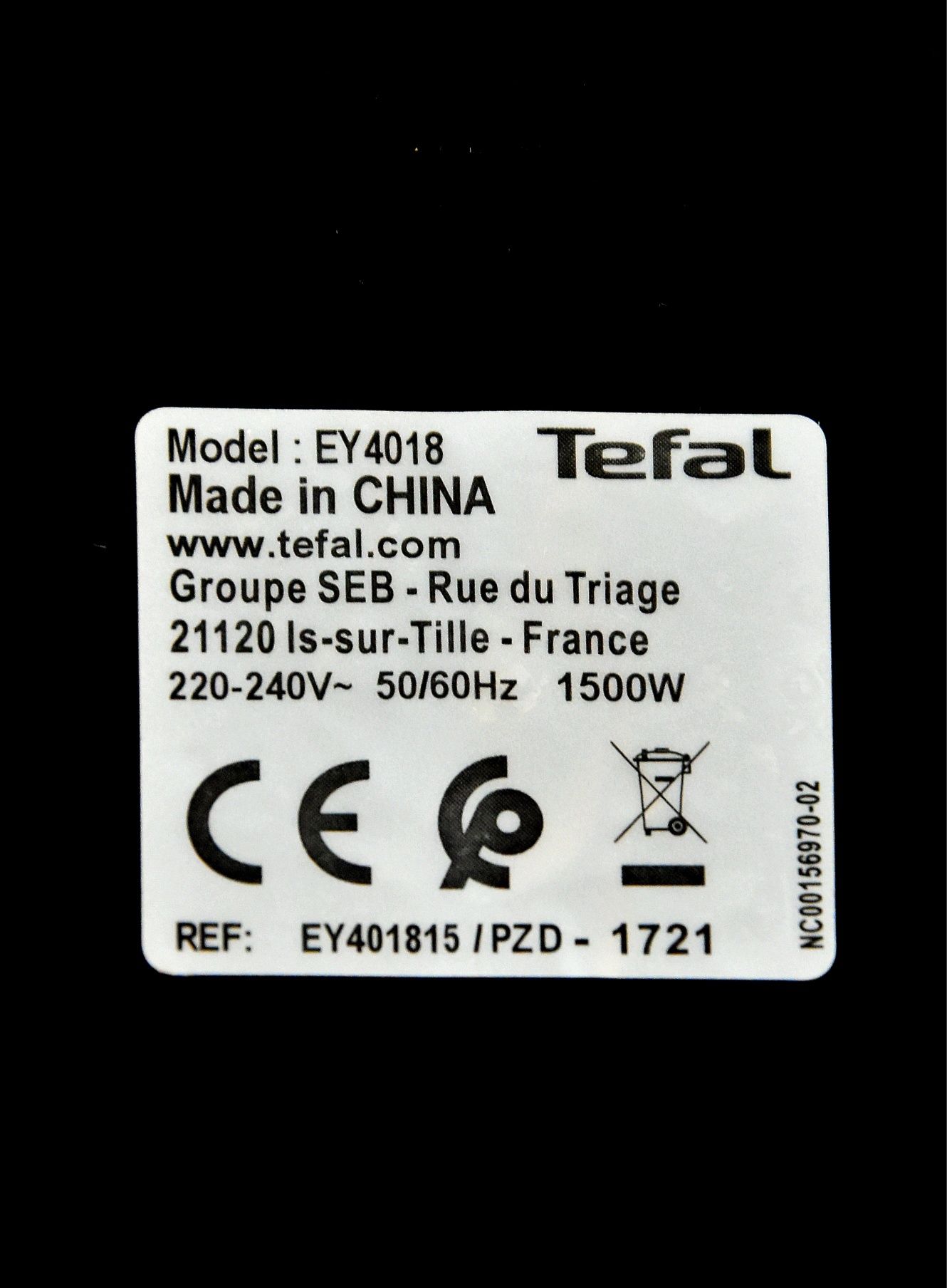 Продавам фритюрник с горещ въздух  еър фрайър TEFAL Easy Fry 4.2 L