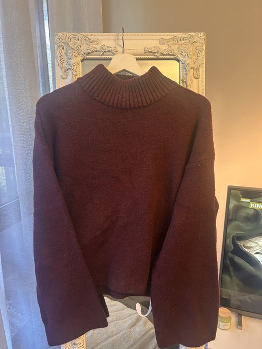 Пуловери на Mango, Zara, H&M и други