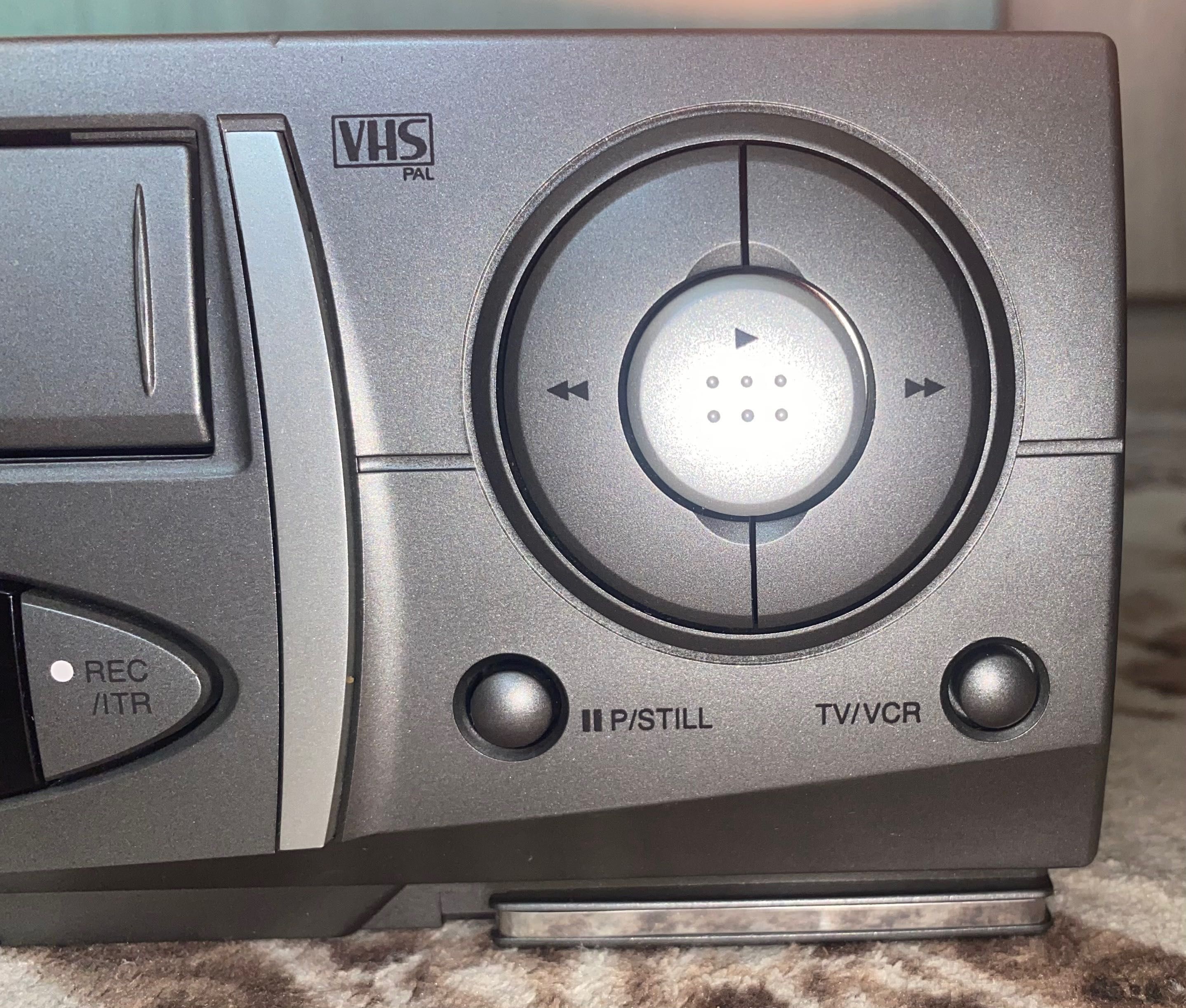 LG VCR BC270Y Видео Плеър (С Дистанционно)