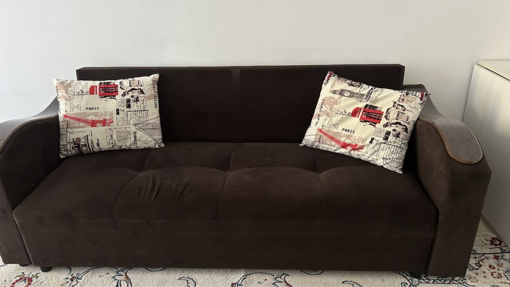 Продам диван состояние БУ. Продам за 40.000 тг, уступка есть