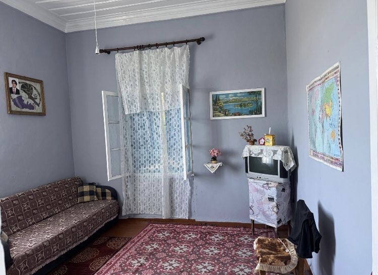 Продава се къща в Гърция