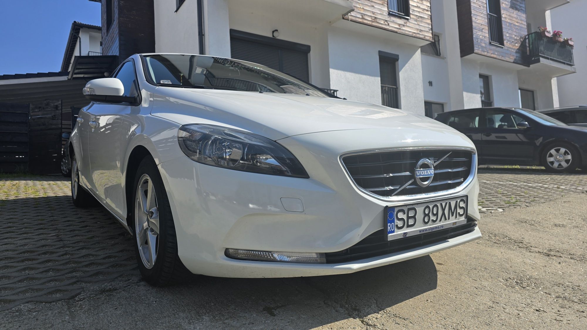 Volvo V40 2014 îngrijită de nefumator